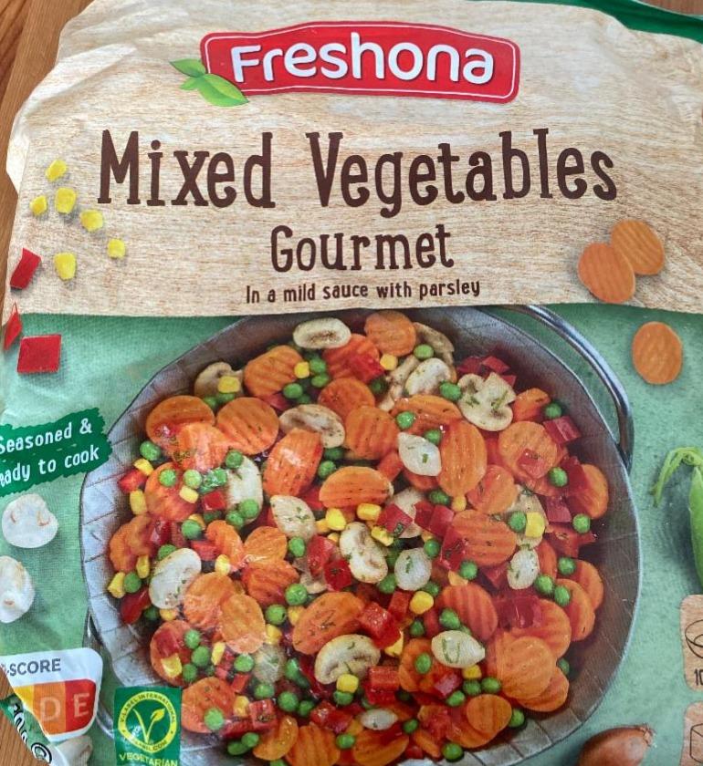 Zdjęcia - Mixed vegetables gourmet in a mild souce with parsley Freshona