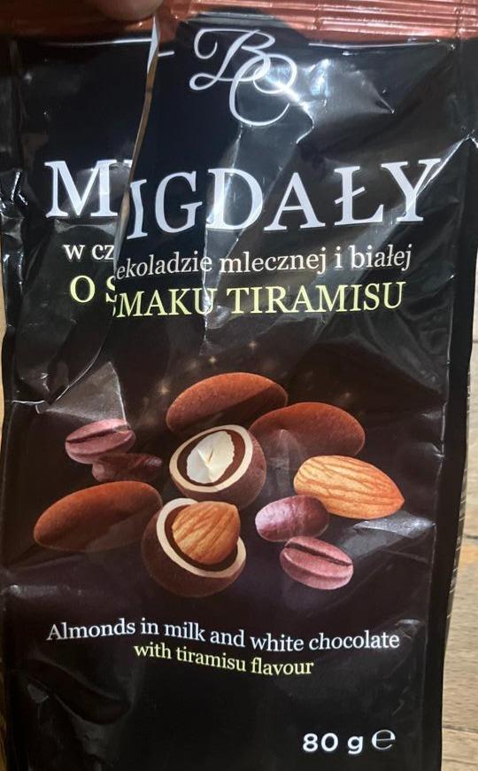 Zdjęcia - Migdały w czekoladzie mlecznej i białej o smaku tiramisu BC