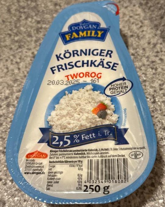 Zdjęcia - Körniger Frischkäse Tworog Dovgan Family