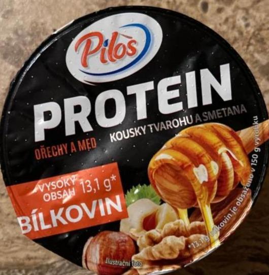 Zdjęcia - Protein ořechy a med kousky tvarohu a smetana Pilos