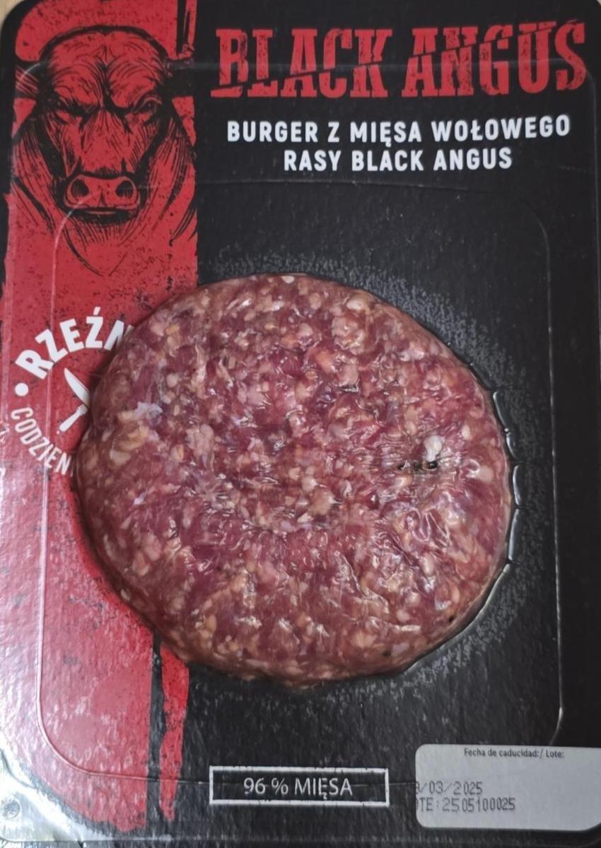 Zdjęcia - Burger z mięsa wołowego rasy Black Angus