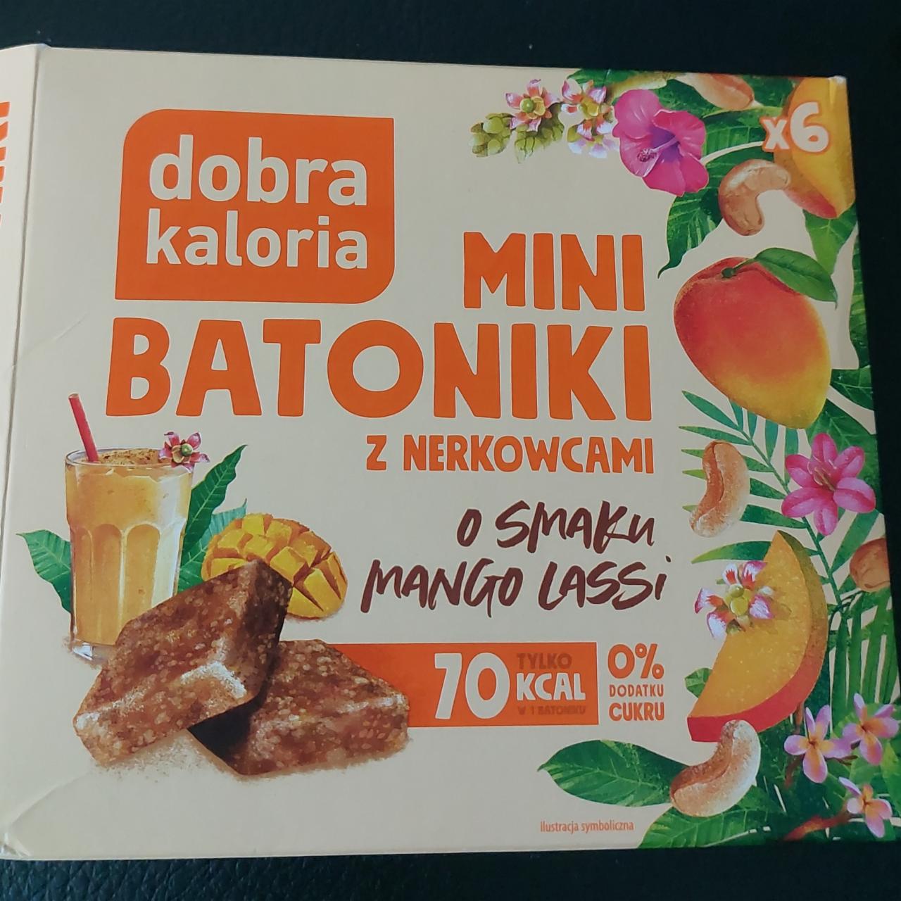 Zdjęcia - Mini batoniki z nerkowcami o smaku mango lassi Dobra kaloria