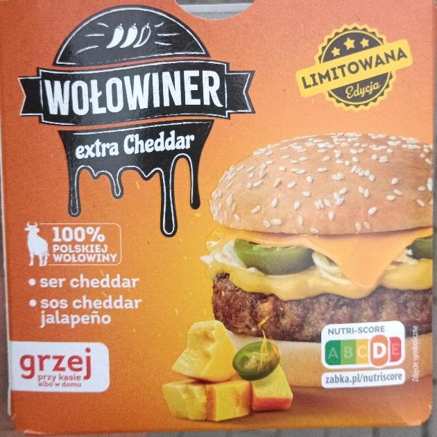 Zdjęcia - Wołowiner extra Cheddar Żabka