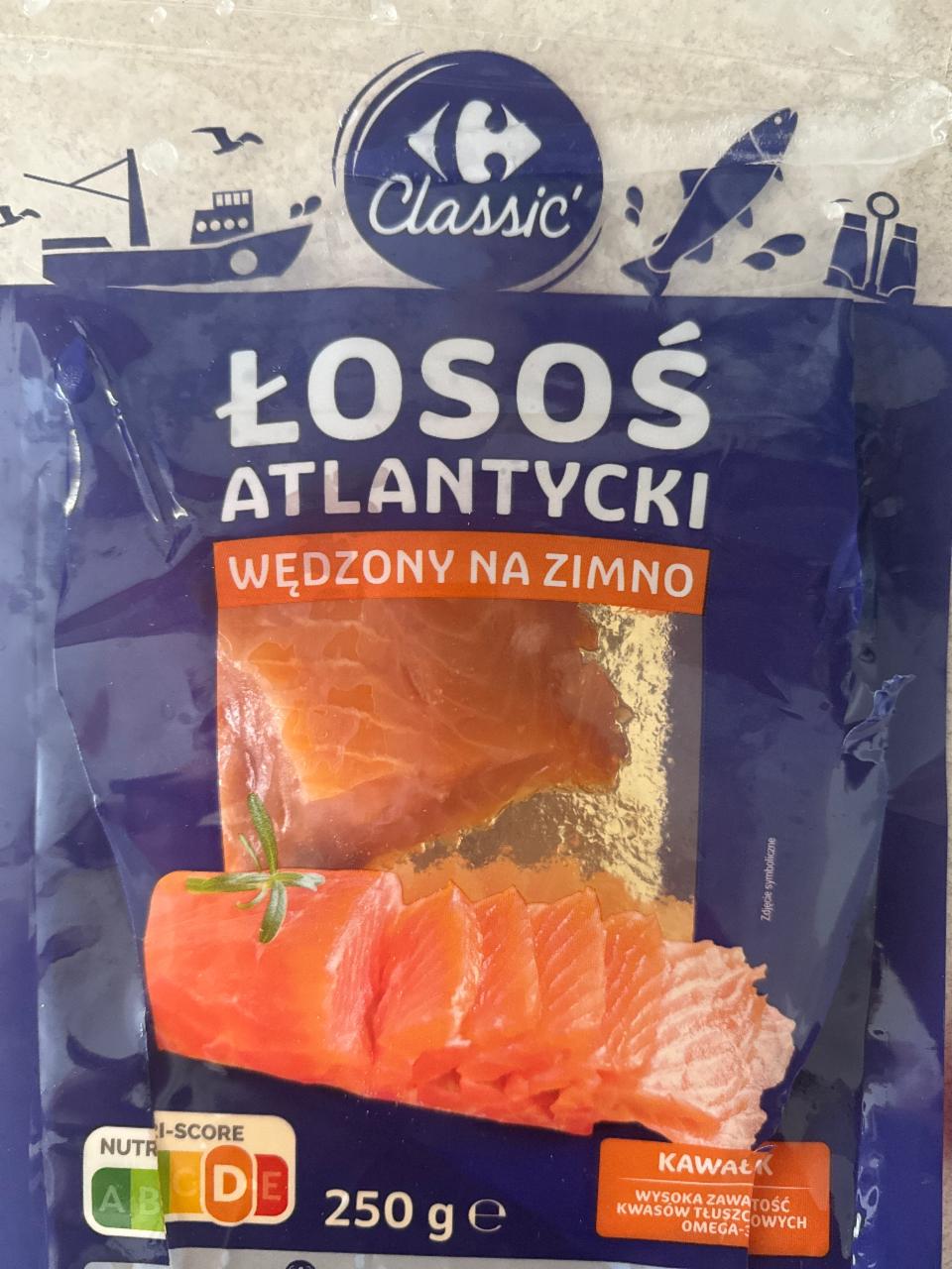 Zdjęcia - Łosoś atlantycki wędzony na zimno Carrefour Classic