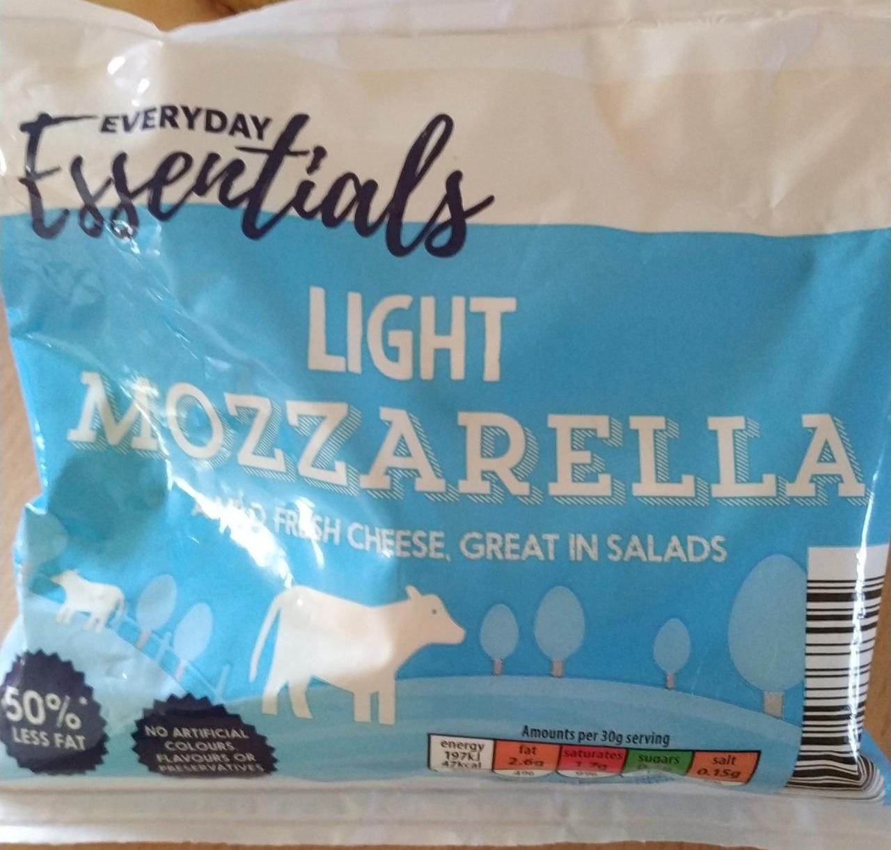 Zdjęcia - Mozzarella light Everyday Essentials