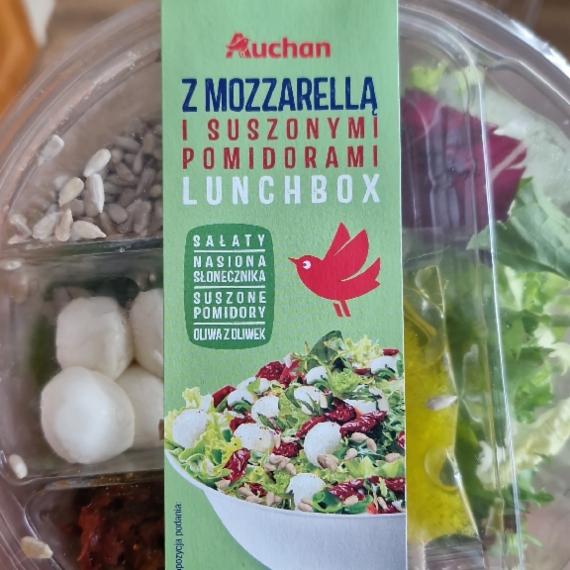 Zdjęcia - Lunchbox z mozzarellą i suszonymi pomidorami Auchan