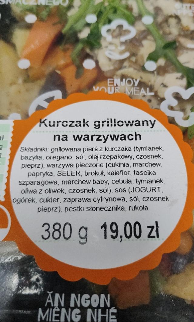Zdjęcia - Kurczak grillowany na warzywach Ślimak
