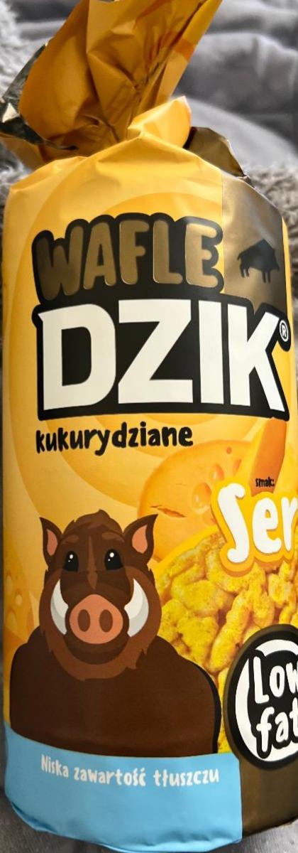 Zdjęcia - Wafle kukurydziane o smaku serowym Dzik