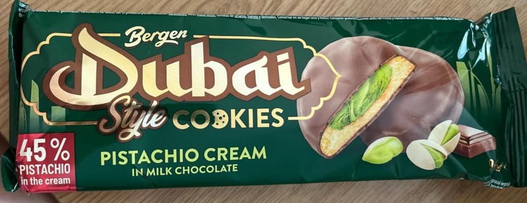 Zdjęcia - Dubai style cookies pistachio cream in milk chocolate Berger