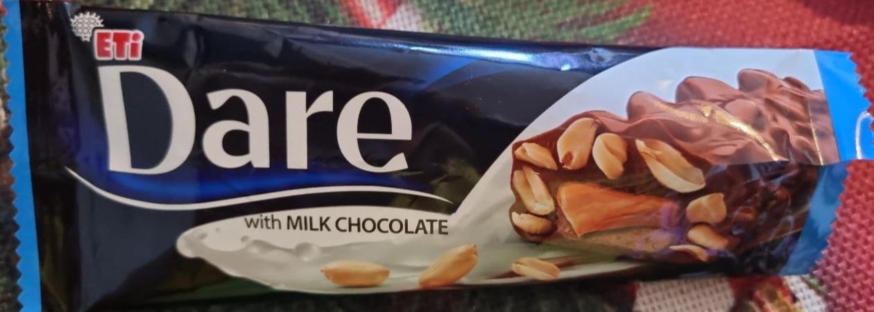 Zdjęcia - Dare Baton z orzeszkami ziemnymi karmelem nugatem pokryty mleczną czekoladą 36 g